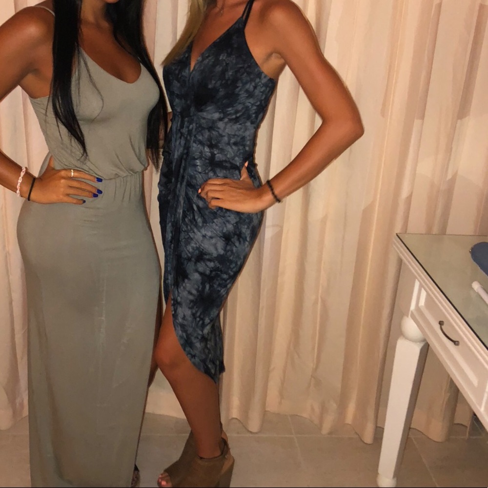 Dress - Picture 2 of 4